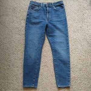 FOREVER 21- High Rise Button Fly Skinny Jeans Size 29